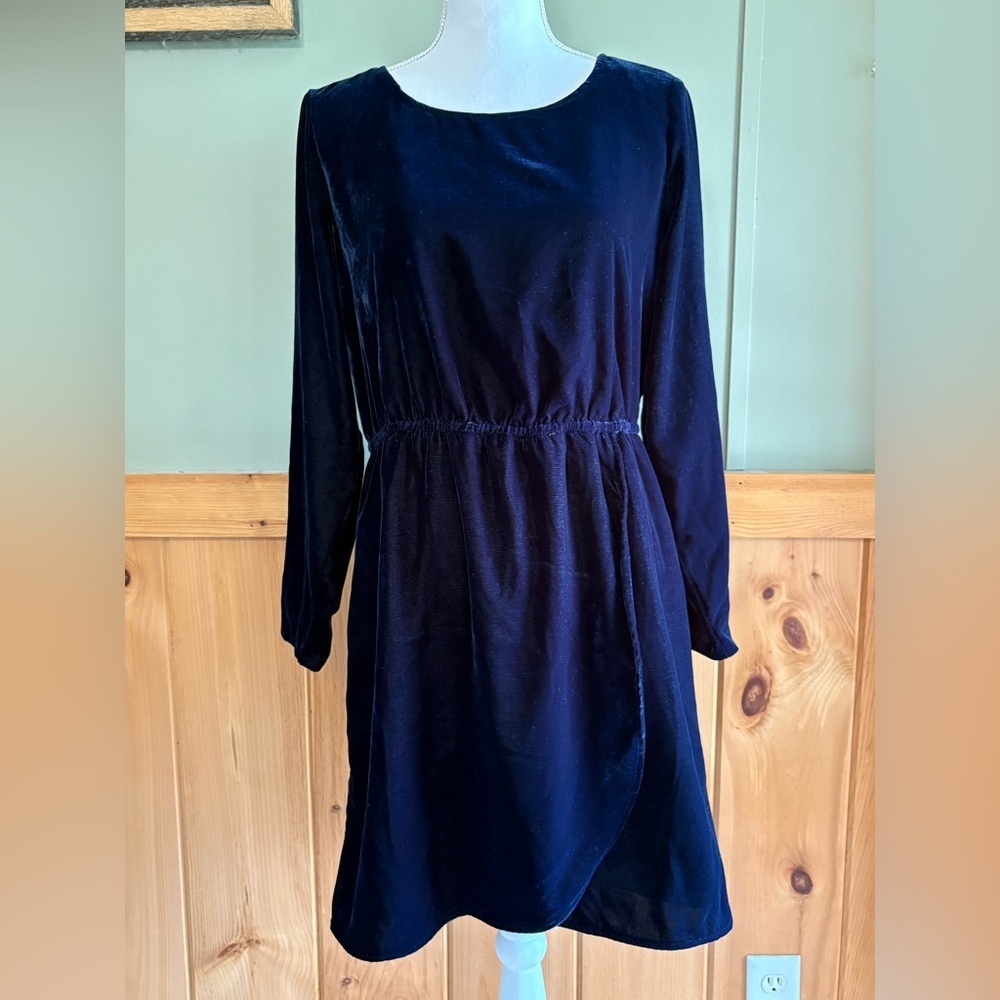 J. Crew Midnight Blue Velvet Wrap Dress size 6 *